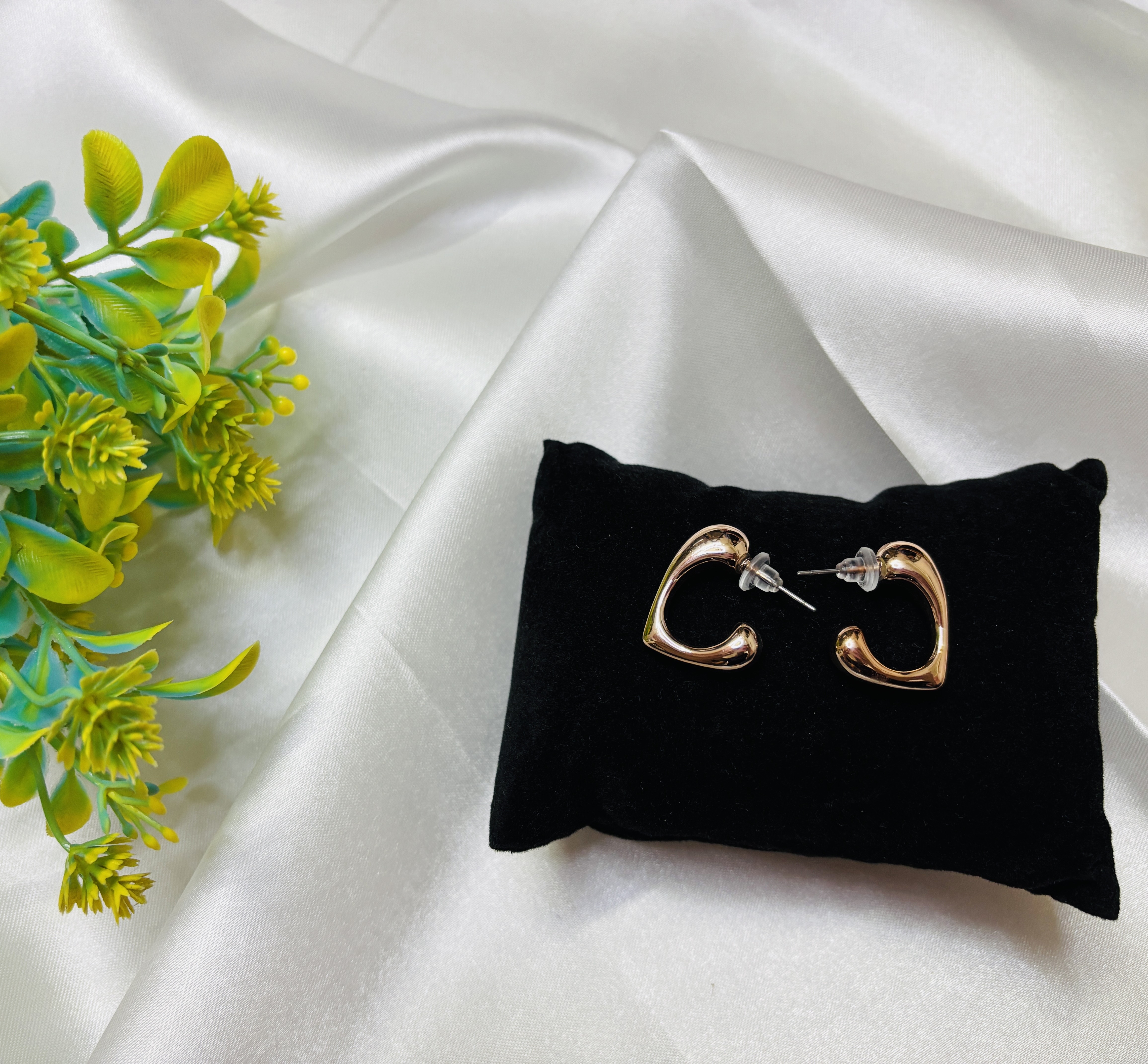 Golden Curve Hoop Earrings