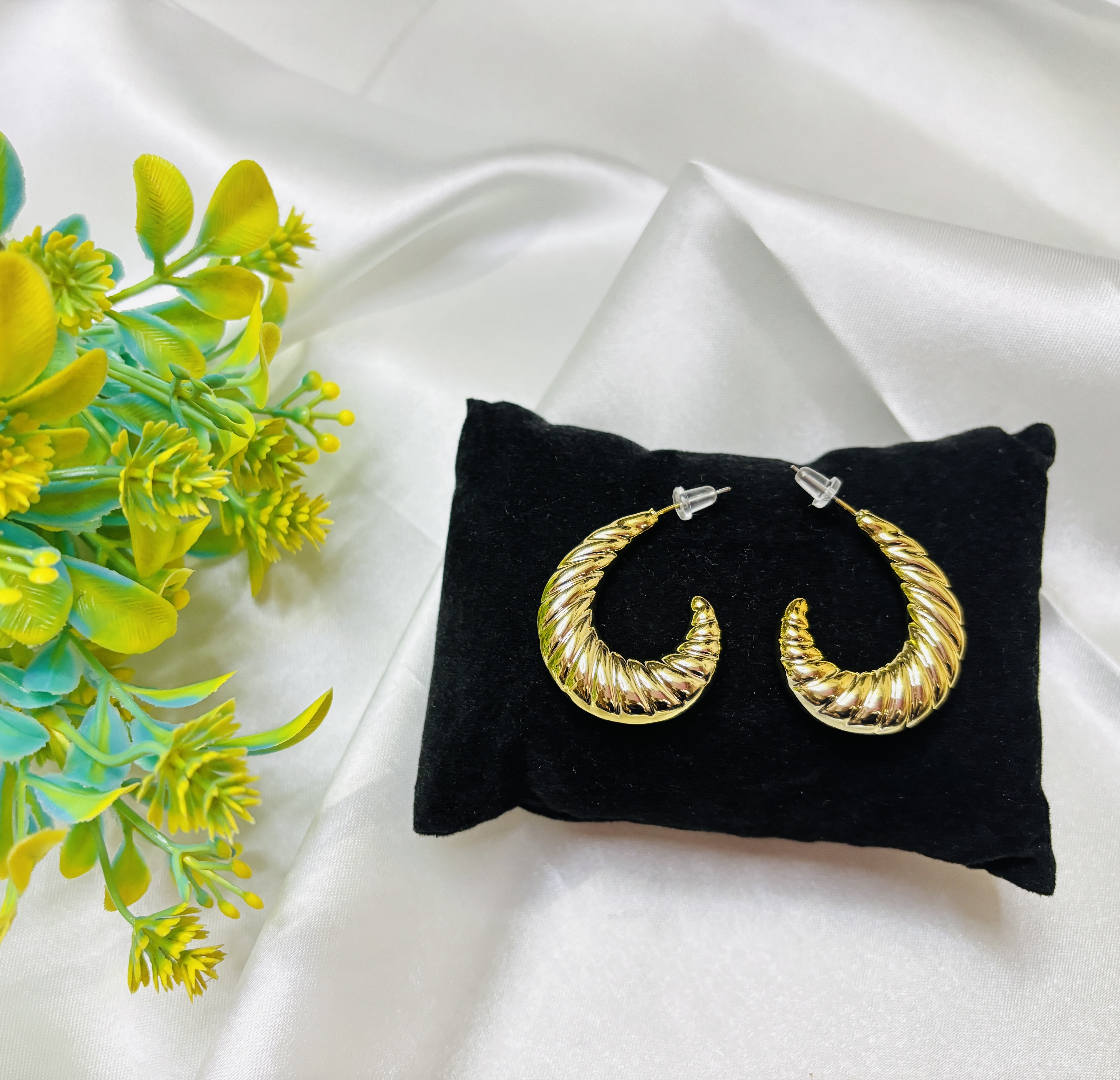 Curved Earrings